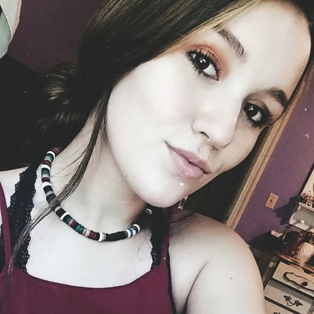 Meet your Posher, Riley